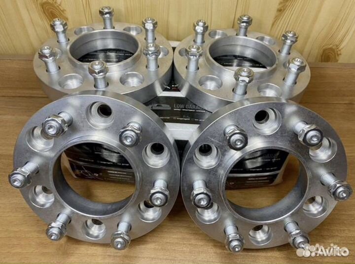 Проставки 6х139.7 25мм цо106.1 Toyota Lexus