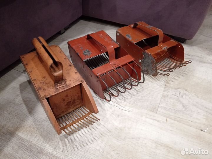 Грабилка для сбора ягод