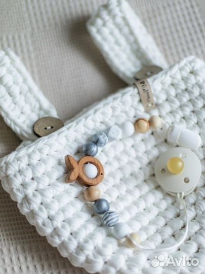 Корзина плетеная на кроватку