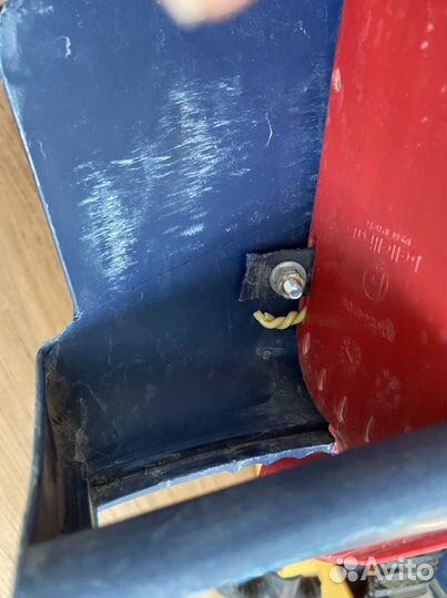 Велокресло Bellelli mr Fox и шлем MET Elfo