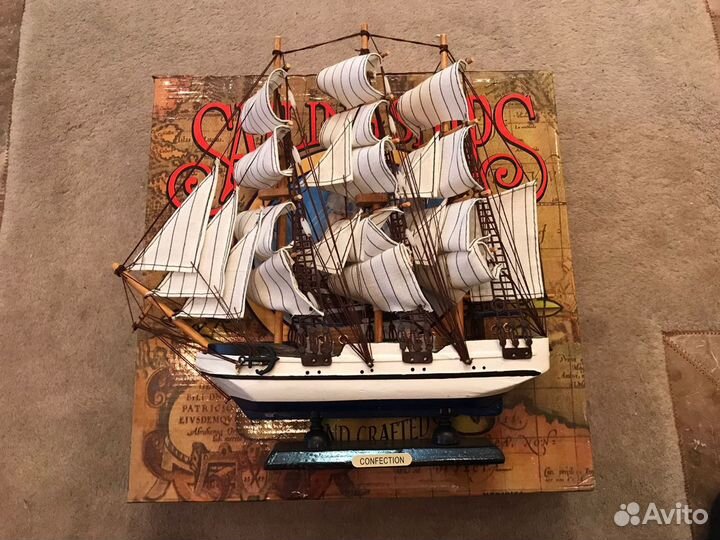 Корабль коллекционный