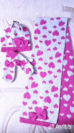 Новый комплект - шапка, шарф,варежки