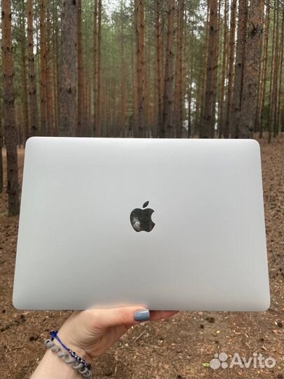 Apple MacBook Air 13 2020