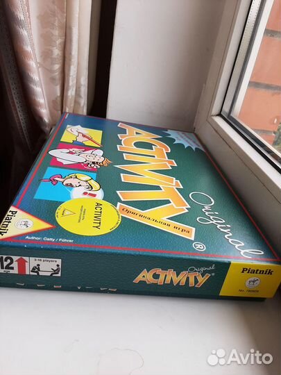 Настольные игры Activity и Tvister новые
