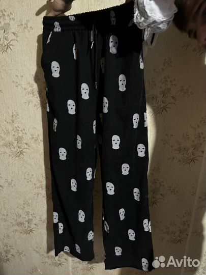 Штаны с балаклавами