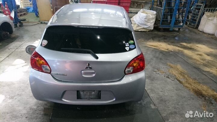 Подушка двигателя на Mitsubishi Mirage A05A 3A90