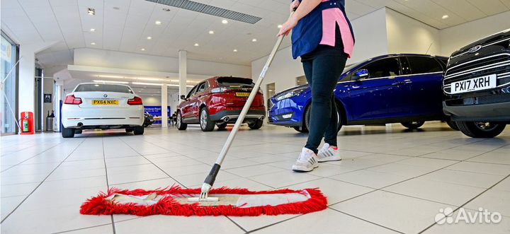 Уборщица автосалон 