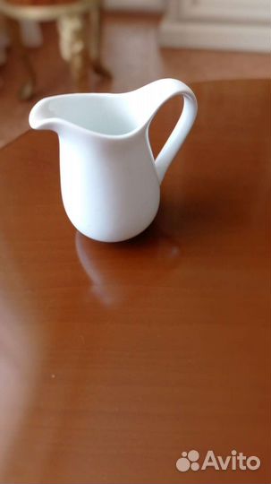 Новый Кувшин, молочник, сливочник