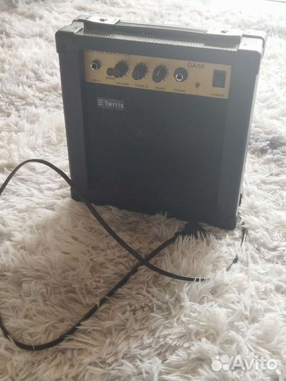 Гитарный комбоусилитель 10Ватт