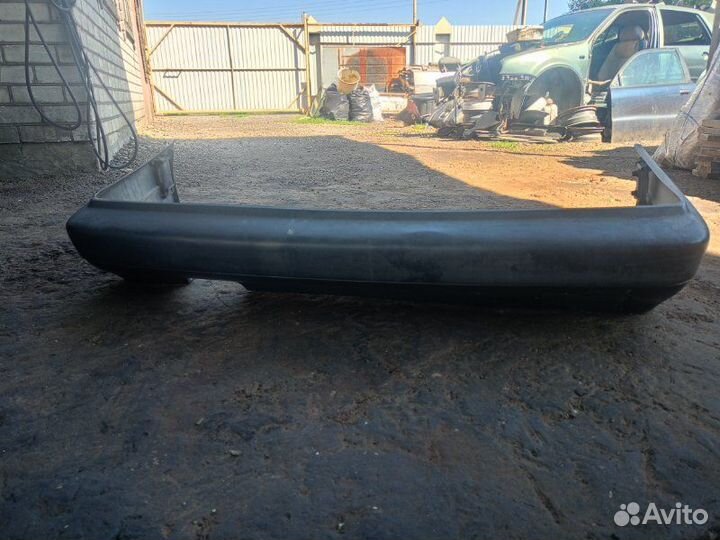 Бампер задний Volkswagen Jetta MK2