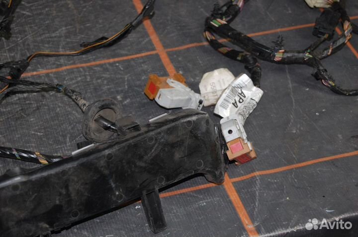 Проводка моторного отсека - Ford Focus 3