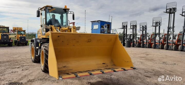 Фронтальный погрузчик LuGong LG 938, 2023