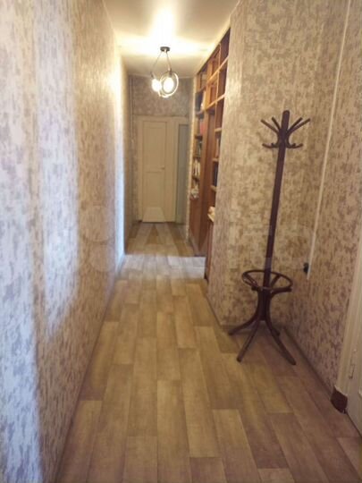 2-к. квартира, 58 м², 3/5 эт.