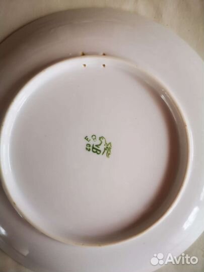 Настенная тарелка