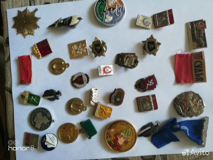 Тяжелые значки СССР