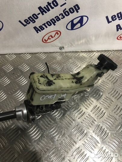 Главный тормозной цилиндр Kia Ceed JD D4FB 2016