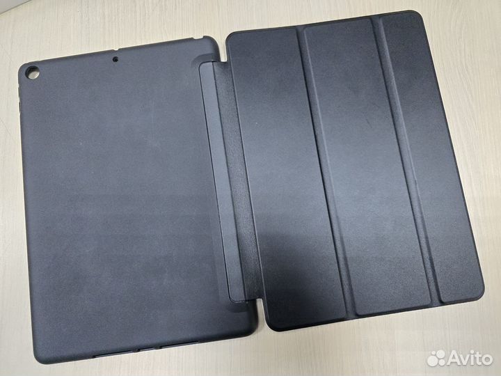 Планшет Apple iPad 2021 64Gb Wi-Fi + Cellular