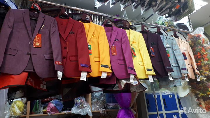 Фраки и смокинги для мальчиков и подростков Прокат