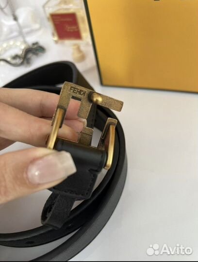 Ремень Fendi кожанный