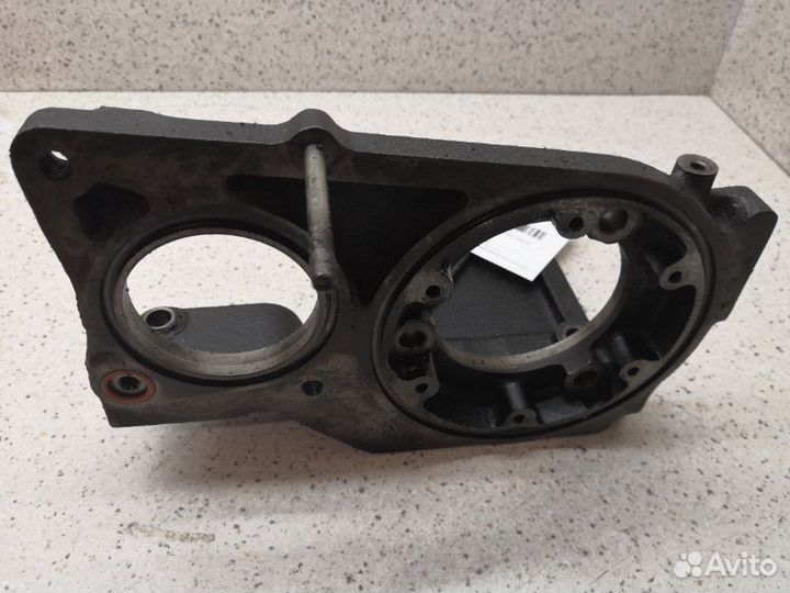 Кронштейн тнвд Nissan Bassara jvnu30 YD25DDT