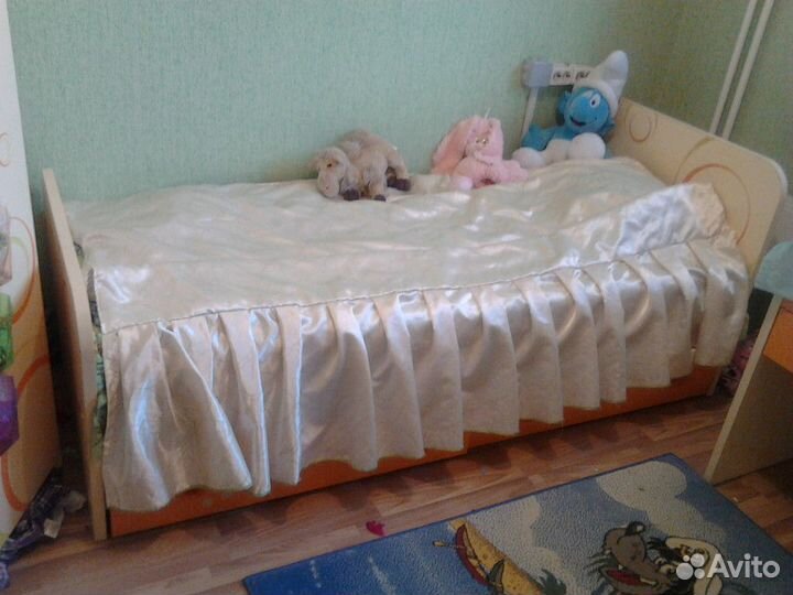 Продам мебель в детскую комнату