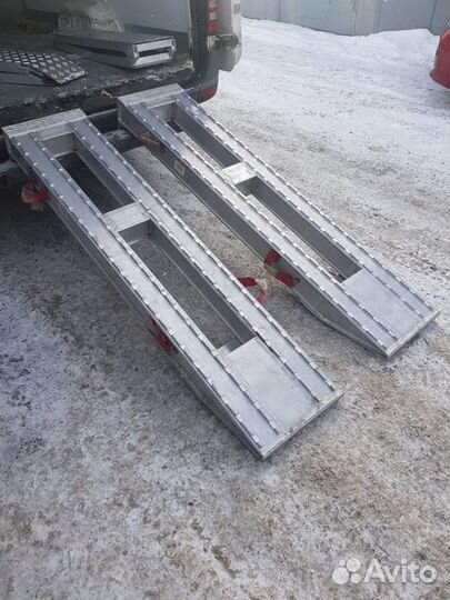 Сходни алюминиевые для заезда техники