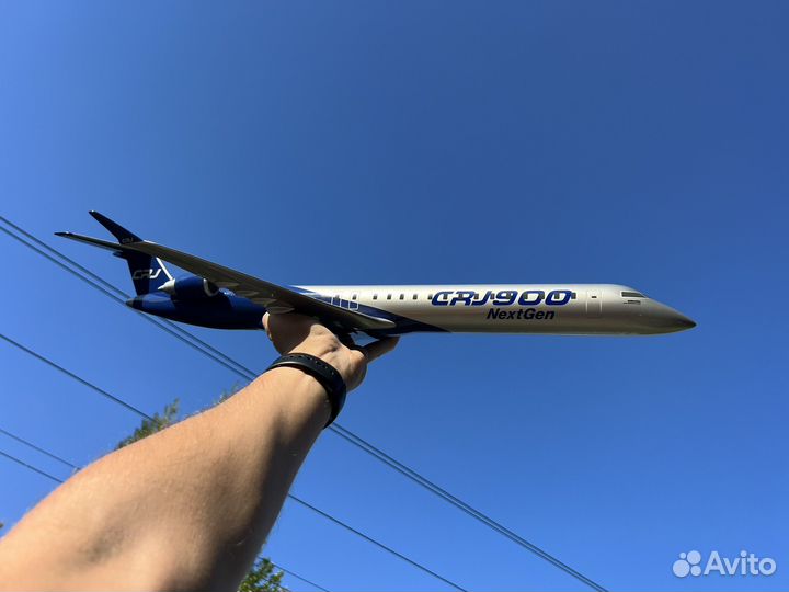 Модель самолета Bombardier CRJ900 Pacmin 1 : 55