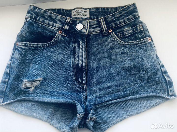Джинсовые шорты