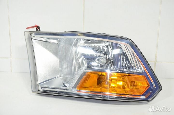 Фара передняя левая Dodge Ram DJ/DS 4.7 2011