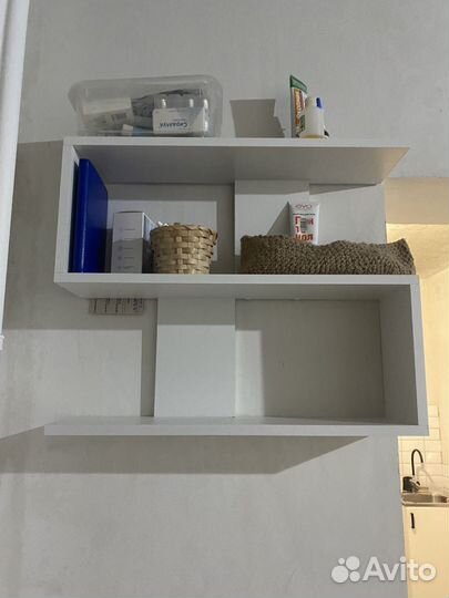 Полка настенная навесная