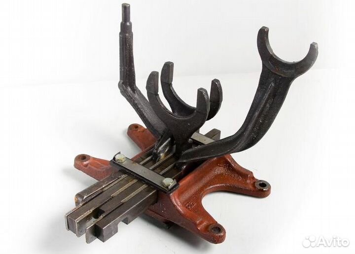 Корпус вилок переключения скоростей 50-1702080-А А