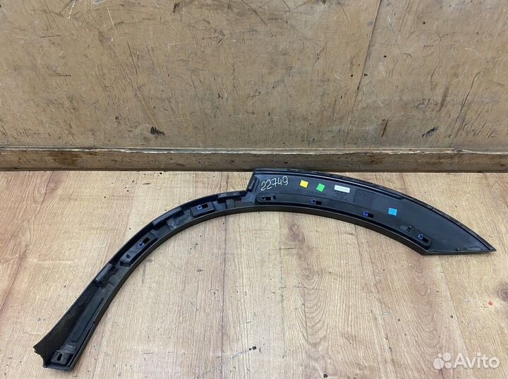 Накладка крыла заднего правого Volvo XC90 2015+