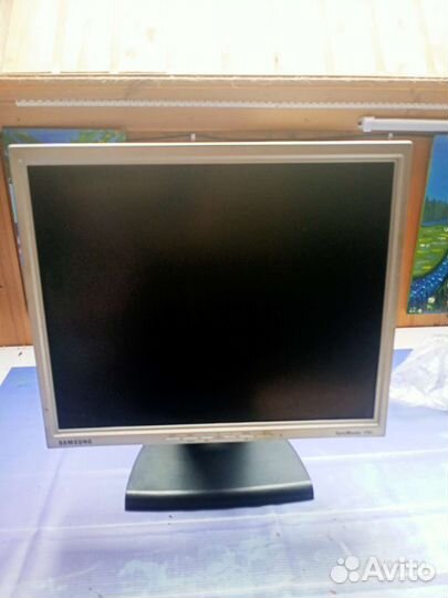 Монитор для компьютера