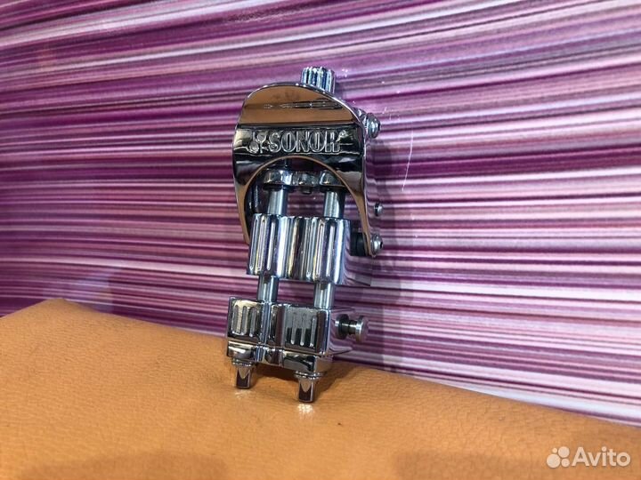 Замок подструнника малого барабана Sonor 19044201