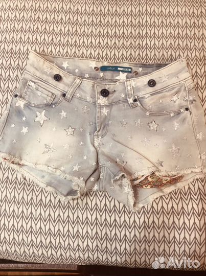 Джинсовые шорты