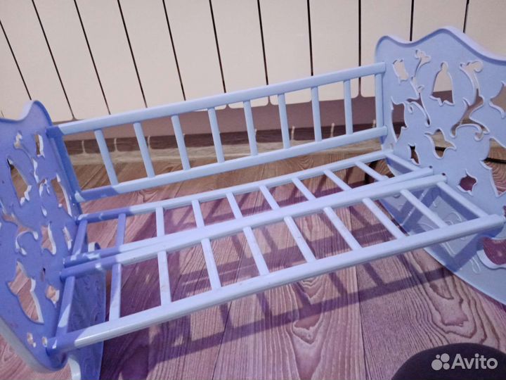 Кукольная кровать