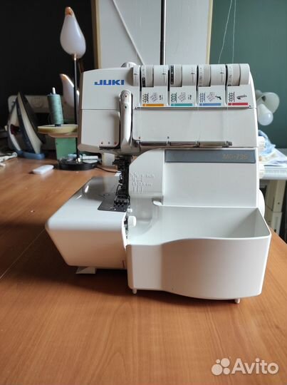 Коверлок juki mo 735