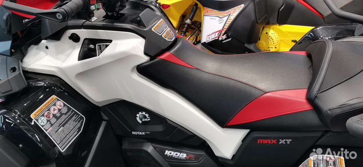 Квадроцикл BRP Can-am Outlander Max 1000 XT XTP