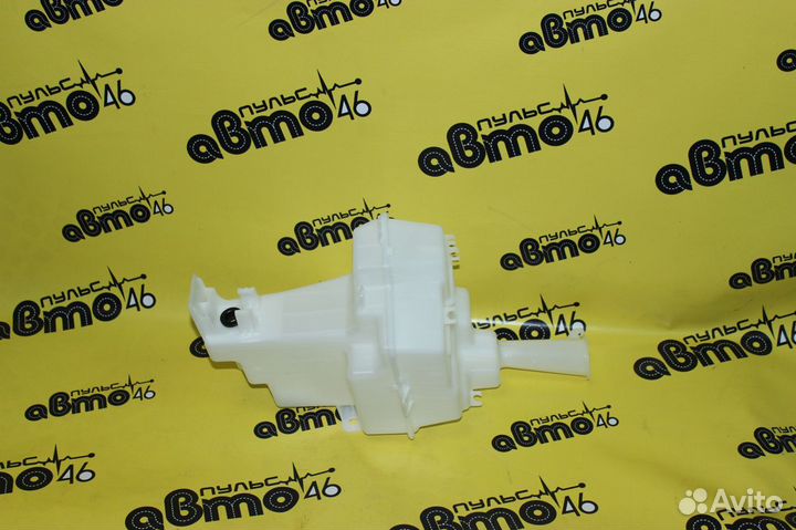 Бачок омывателя Киа Рио 5 Икс Лайн