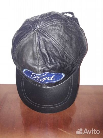 Бейсболка кожаная мужская