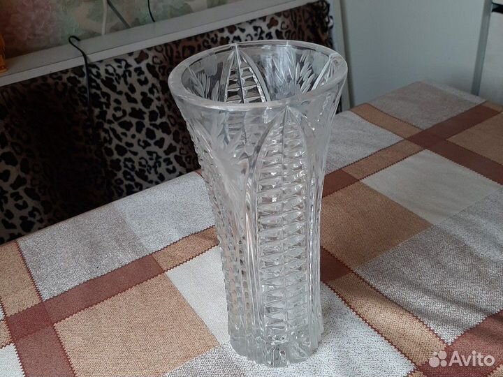 Хрустальные вазы