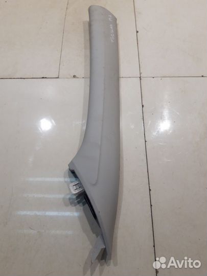 Обшивка передней левой стойки салона