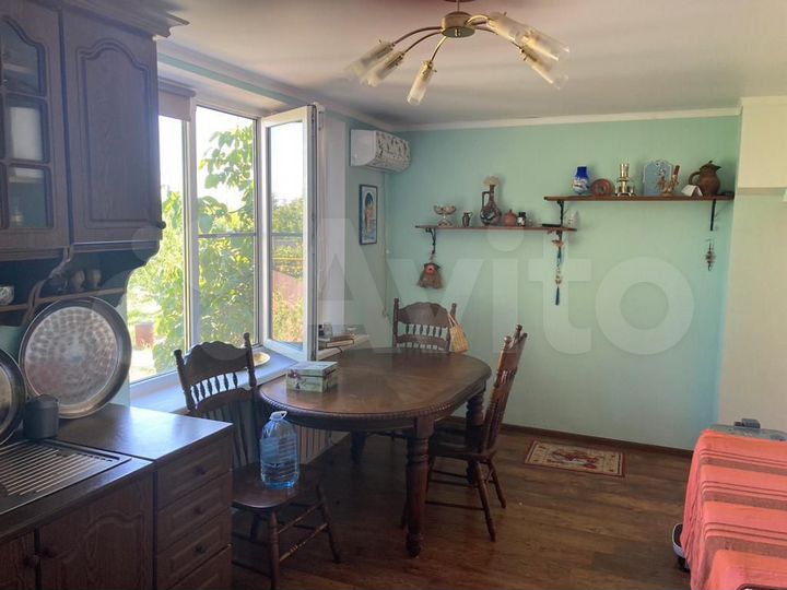 Коттедж 170 м² на участке 9 сот.