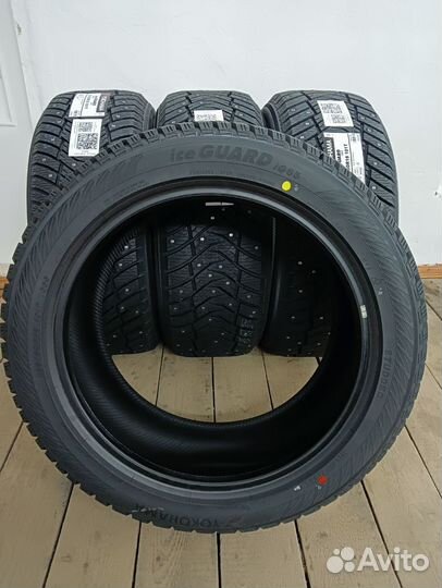 Yokohama IceGuard Stud IG65 235/50 R18