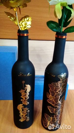 Роза в вазе