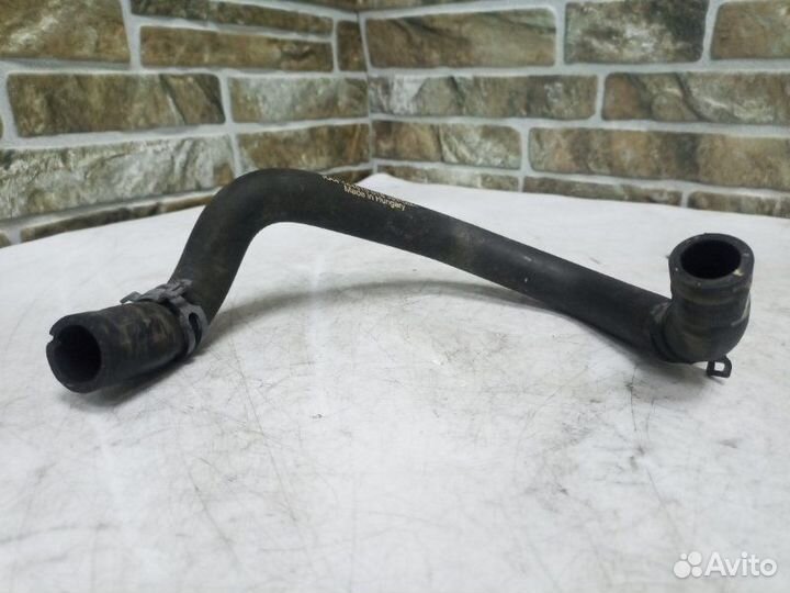 Патрубок системы охлаждения Audi Q3 8U 2.0 TDI