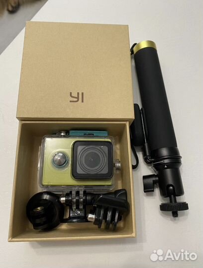 Экшн-камера Xiaomi Yi