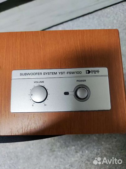 Сабвуфер Yamaha YST-FSW100