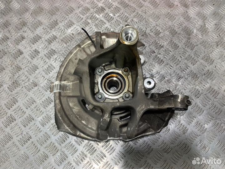 Кулак поворотный задний правый Bmw 5-Series F10