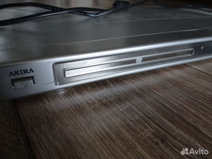 DVD-плеер akira DVD-2404DR
